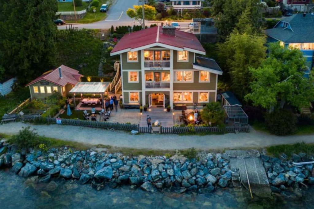 깁슨스 Iconic 3-Story Waterfront 'Marina House' W/ View 빌라 외부 사진