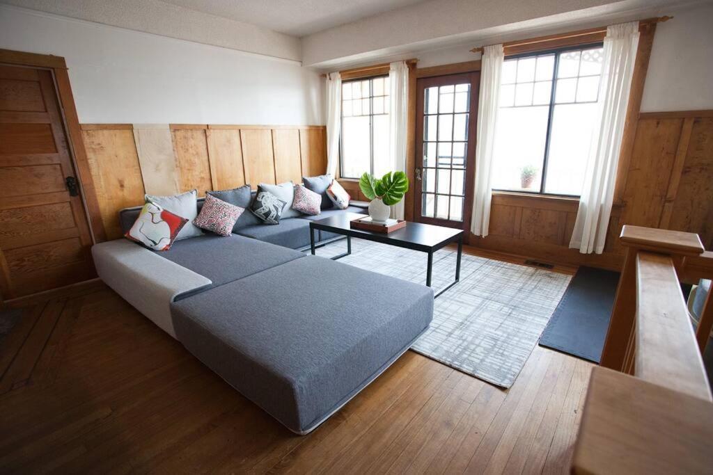 깁슨스 Iconic 3-Story Waterfront 'Marina House' W/ View 빌라 외부 사진